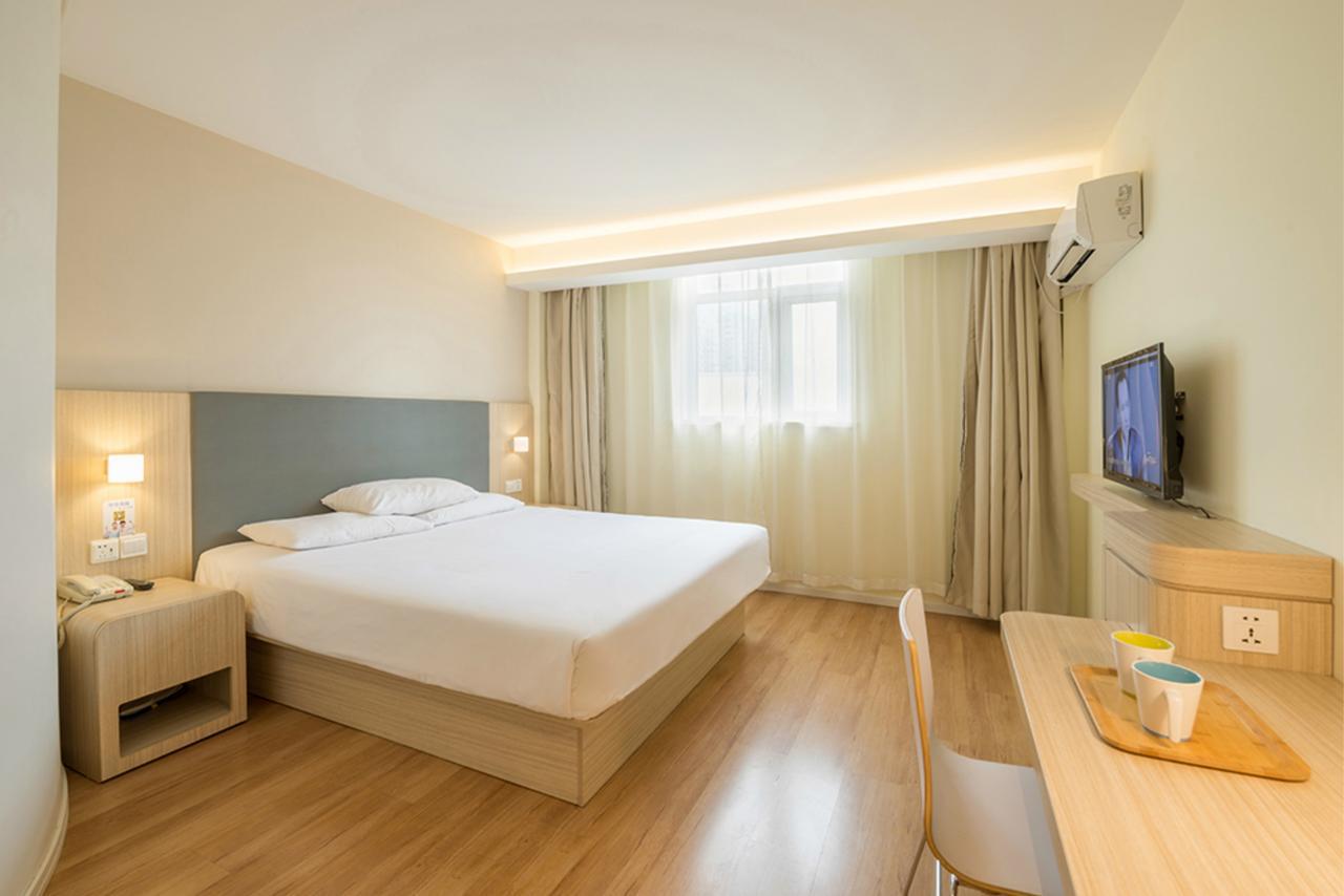 Hanting Hotel Qingdao Zhanqiao Railway Station Экстерьер фото